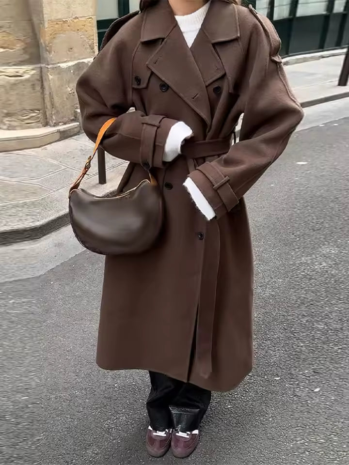 Oversized trenchcoat – By Livelle